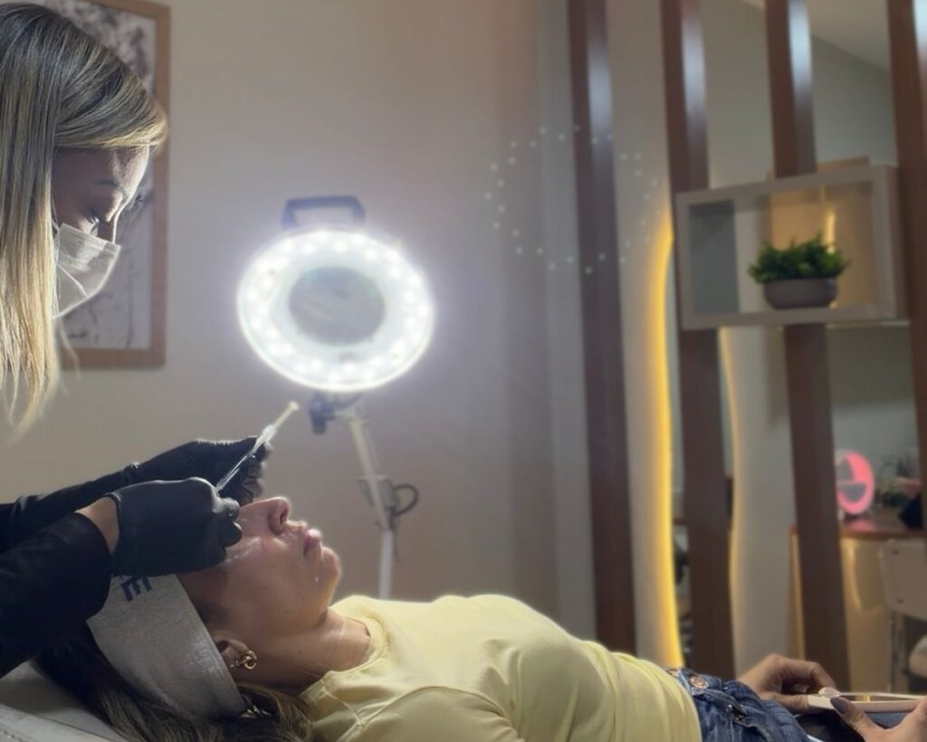 Estética Sessão de Harmonização Facial em Goiânia com Dra. Raquel Brito.
